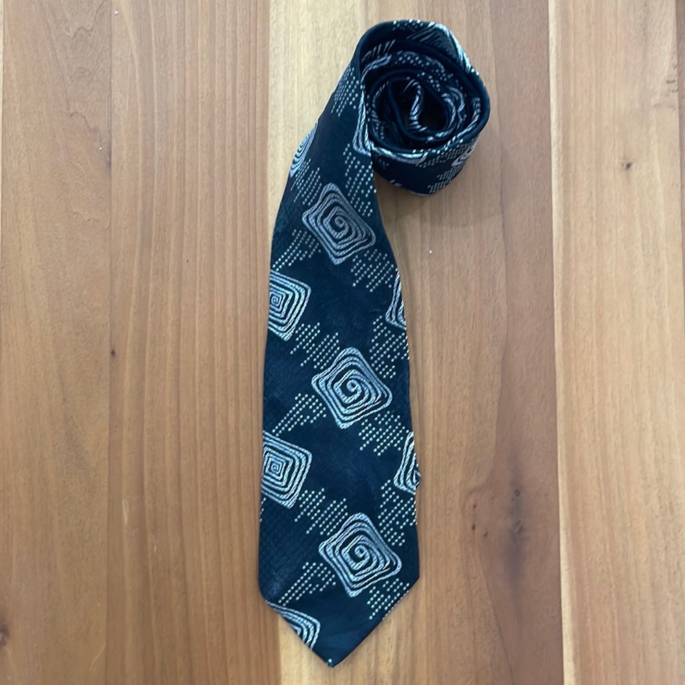 Martin Wong napa ca tie